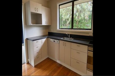 Photo of property in 17 Ostend Place, Avonhead, Christchurch, 8042