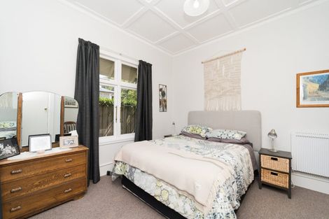 Photo of property in 360 Featherston Street, Palmerston North, 4414