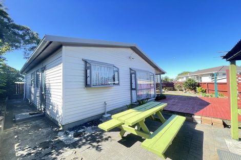 Photo of property in 6 Topaz Place, Bishopdale, Christchurch, 8053
