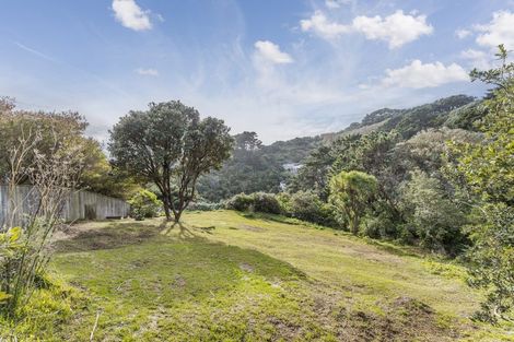 Photo of property in 102 Sidlaw Street, Strathmore Park, Wellington, 6022