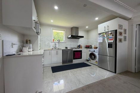 Photo of property in 3/142a Great South Road, Manurewa, Auckland, 2102
