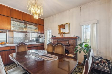 Photo of property in 56 Great South Road, Papakura, 2110