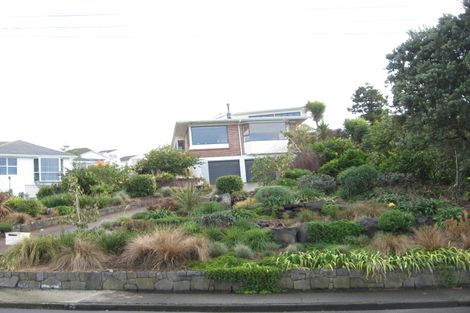Photo of property in 9 The Glebe, Cockle Bay, Auckland, 2014