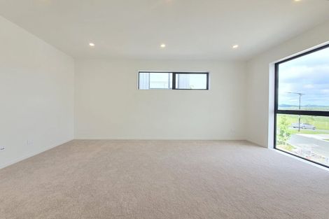 Photo of property in 55 Kea Road, Silverdale, 0932
