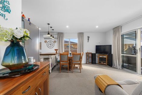 Photo of property in 304/11 Kamahi Crescent, Papamoa Beach, Papamoa, 3118