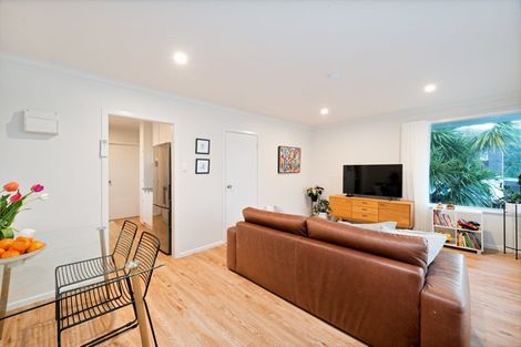 Photo of property in 99a/3 View Road, Sunnyvale, Auckland, 0612