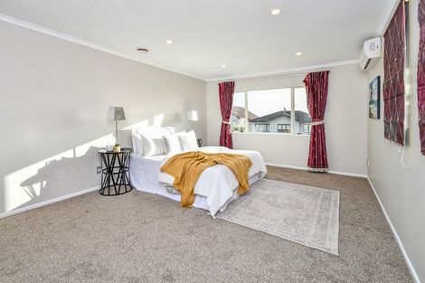Photo of property in 12 Janway Avenue, Flat Bush, Auckland, 2016