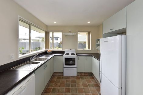 Photo of property in 87 Selwyn Street, Somerfield, Christchurch, 8024