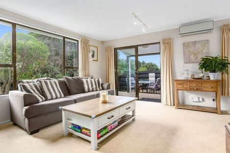 Photo of property in 32a Transom Close, Whitby, Porirua, 5024