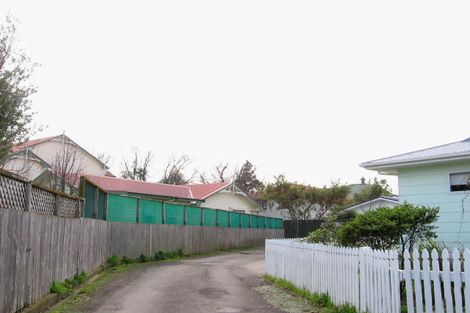 Photo of property in 24 Larsen Court, Roslyn, Palmerston North, 4414