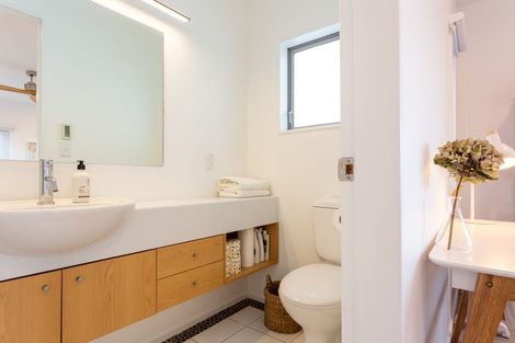 Photo of property in 394 The Esplanade, Island Bay, Wellington, 6023