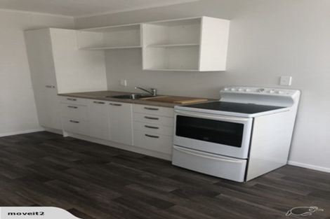 Photo of property in 2/35 Glenvar Road, Torbay, Auckland, 0630