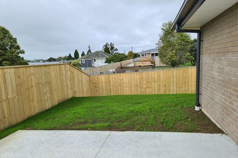 Photo of property in 17 Pipi Crescent, Tuakau, 2121