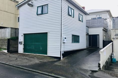 Photo of property in 4 Myrtle Crescent, Mount Cook, Wellington, 6021