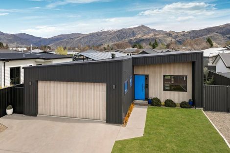 Photo of property in 9 Neason Place, Cromwell, 9310