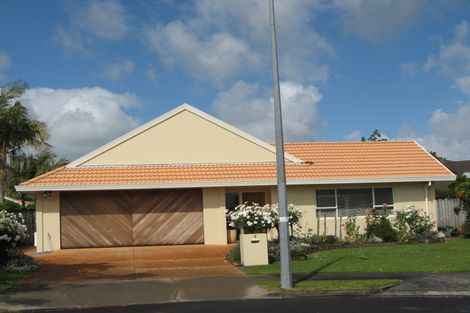 Photo of property in 27 Takanini Road, Takanini, 2112
