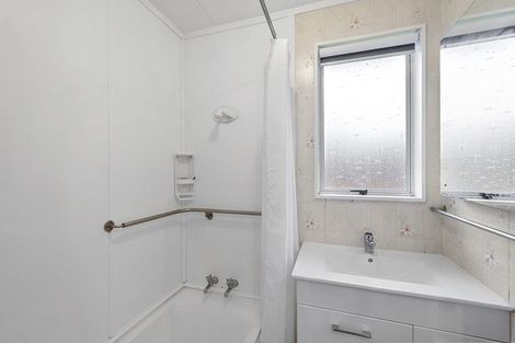 Photo of property in 2/47 South Road, Blagdon, New Plymouth, 4310