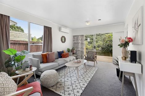 Photo of property in 42a Hicks Close, Whitby, Porirua, 5024