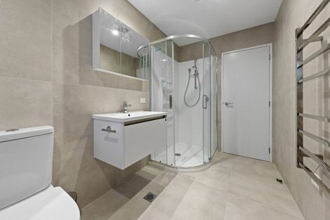 Photo of property in 2 Shortfin Place, Flat Bush, Auckland, 2019