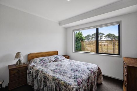 Photo of property in 3 Larlin Heights, Hawera, 4675