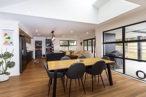 Photo of property in 26 Kingfisher Avenue, Amberley, 7410