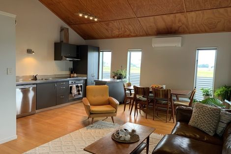 Photo of property in 42a Simpson Road, Papamoa Beach, Papamoa, 3118