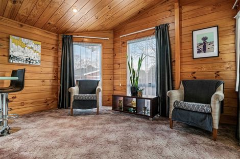 Photo of property in 2/111 Beach Road, Castor Bay, Auckland, 0620