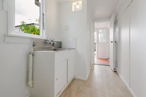 Photo of property in 1103 Saint Aubyn Street East, Parkvale, Hastings, 4122