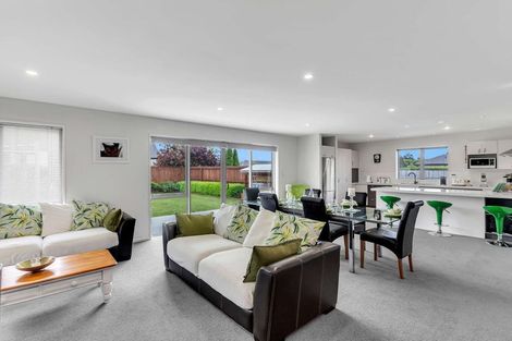 Photo of property in 17 Cameron Crescent, Rolleston, 7614