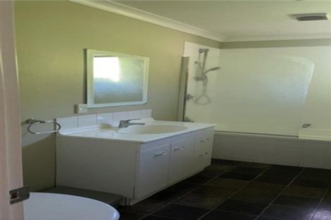 Photo of property in 215a Fox Street, Hamilton East, Hamilton, 3216