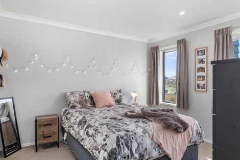 Photo of property in 3 Tamapahore Boulevard, Papamoa Beach, Papamoa, 3118