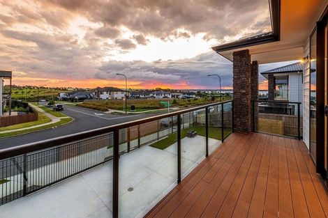 Photo of property in 168 Ninth View Avenue, Beachlands, Auckland, 2018