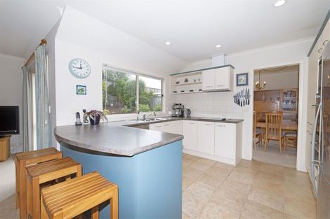 Photo of property in 26 Hillwell Drive, Henderson, Auckland, 0612