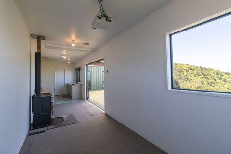 Photo of property in 54 Rotomanu Rise, Western Lake, Featherston, 5773