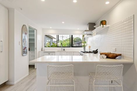 Photo of property in 13 Harbour View Road, Point Wells, Warkworth, 0986