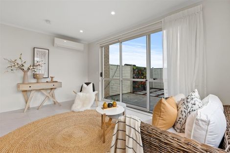 Photo of property in 108 Matairangi Avenue, Totara Heights, Auckland, 2105