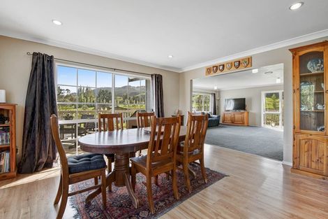 Photo of property in 2832 Kaipara Coast Highway, Glorit, Warkworth, 0984