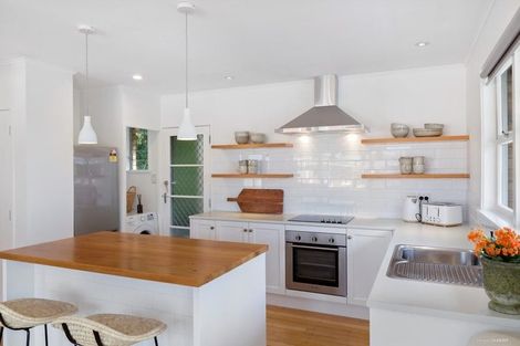 Photo of property in 1/45 Vauxhall Road, Devonport, Auckland, 0624