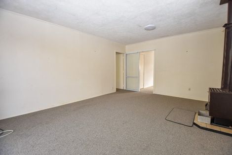 Photo of property in 3/7 Kent Street, Carterton, 5713