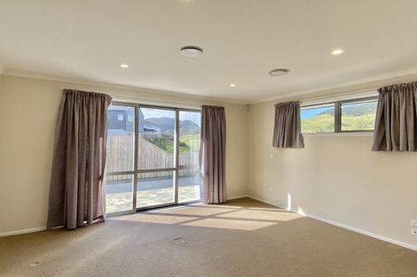 Photo of property in 106 Melksham Drive, Churton Park, Wellington, 6037