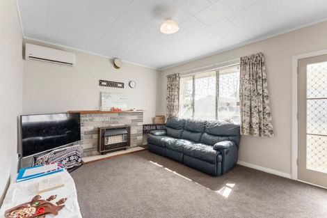 Photo of property in 21 Hood Street, Castlecliff, Whanganui, 4501