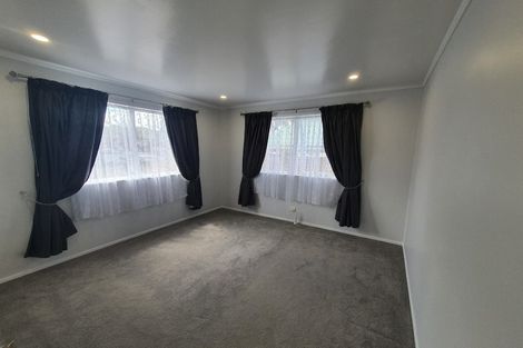 Photo of property in 21 President Avenue, Papakura, 2110