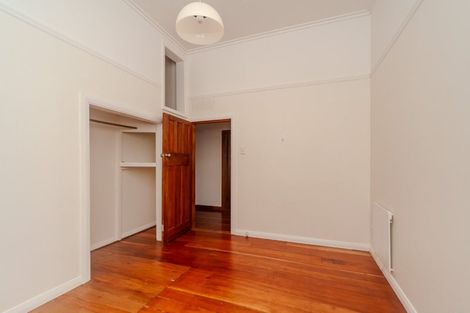 Photo of property in 37 Ara Paiwhenua, Tawa, Wellington, 5028