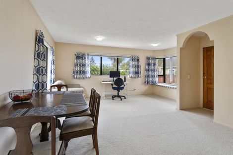 Photo of property in 4a Luckie Street, Tawa, Wellington, 5028