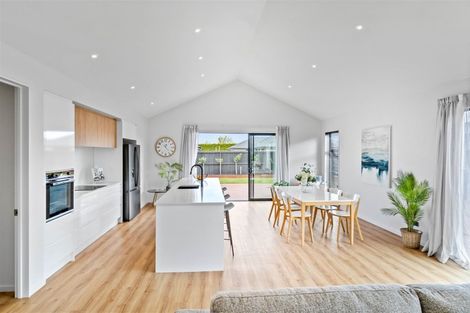 Photo of property in 9 Caracara Place, Rolleston, 7615