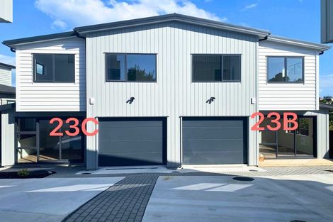 Photo of property in 23c Athena Drive, Totara Vale, Auckland, 0629