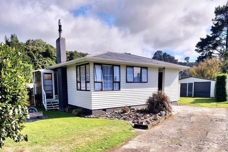 Photo of property in 30 Bridge Street, Eketahuna, 4900