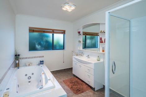 Photo of property in 3 Rifleman Lane, Paraparaumu Beach, Paraparaumu, 5032