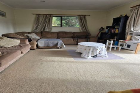 Photo of property in 34 Finn Place, Totara Vale, Auckland, 0629