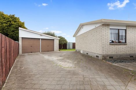 Photo of property in 12c Redditch Place, Papamoa Beach, Papamoa, 3118